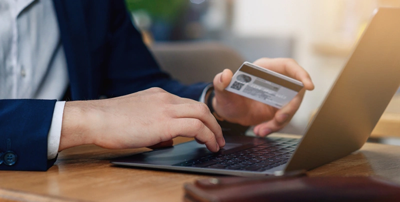 Flying Abroad? Here is why you need a Forex Card in your wallet